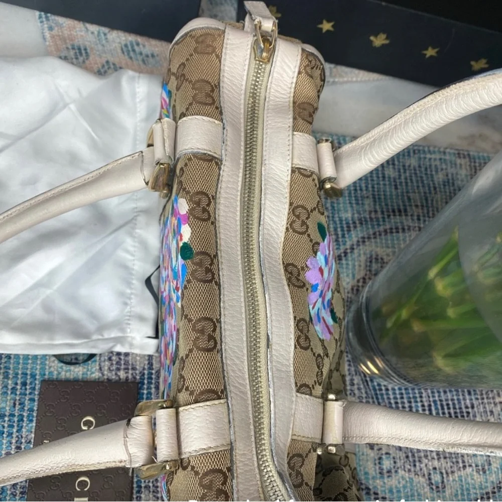 Gucci purse - Picture 5 of 8